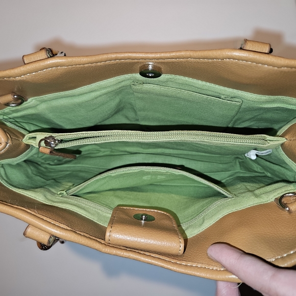 Relic plaid purse. Spring style with bamboo handles. - Picture 2 of 4